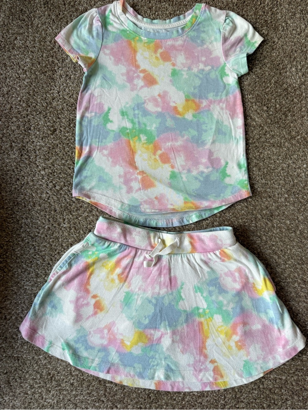Cat & Jack Pastel Tie-Dye Two-Piece Skort Set (XS) - Picture 2 of 8